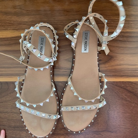 Steve Madden Travel Flat Sandal - Picture 4 of 4